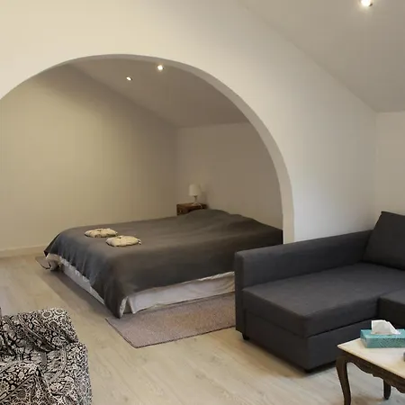 Homestay Bulle Entre Parentheses Aroeira (Setubal)