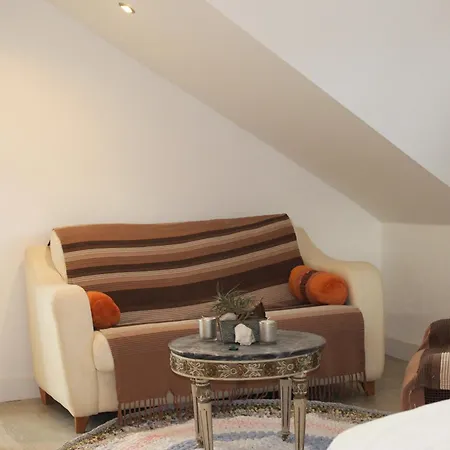 Bulle Entre Parentheses Homestay Aroeira (Setubal)