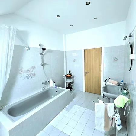 Bulle Entre Parentheses *