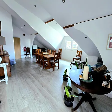 Bulle Entre Parentheses Aroeira (Setubal)