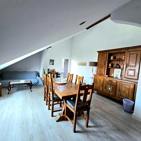 Bulle Entre Parentheses Aroeira (Setubal)