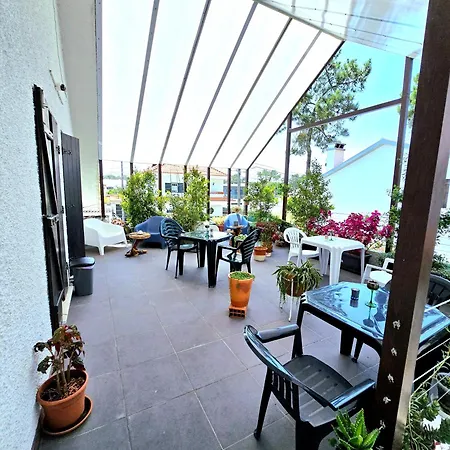 Bulle Entre Parentheses Quarto em Acomodações Particulares Aroeira (Setubal)