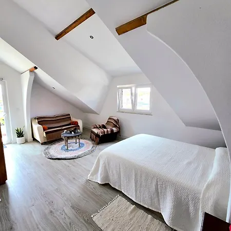 Quarto em Acomodações Particulares Bulle Entre Parentheses